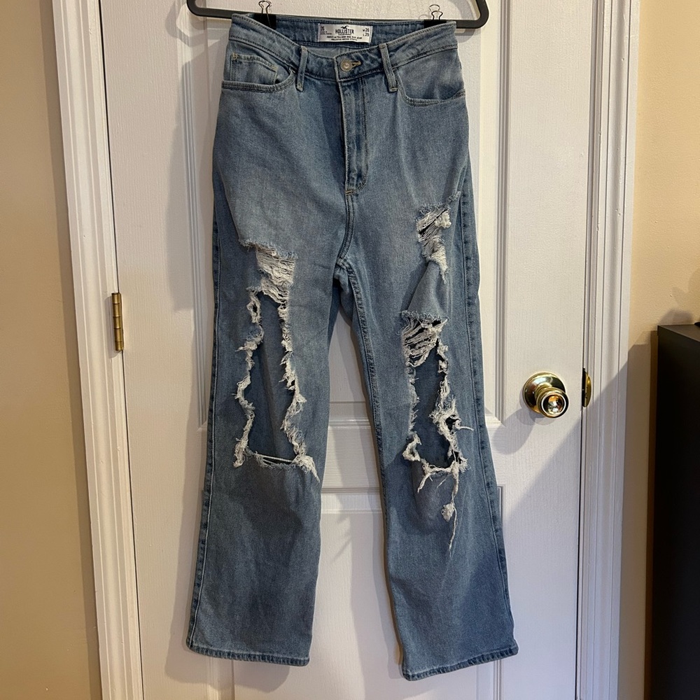 Hollister woman’s curvy high rise dad jeans